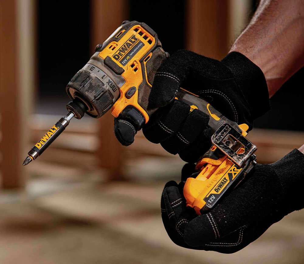 Шуруповерт аккумуляторный DEWALT DCF601D2 10.8В 2.0Ач photo 1