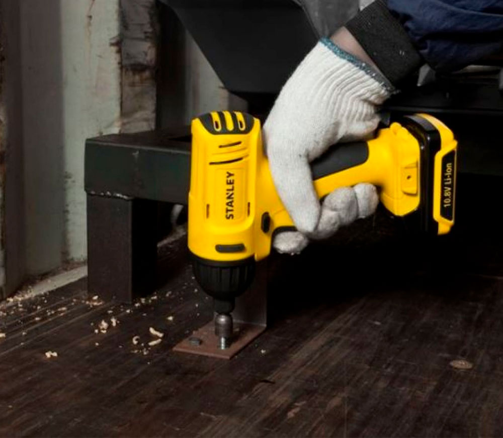 Шуруповерт аккумуляторный STANLEY SCI12S2 10.8В 1.5Ач photo 1