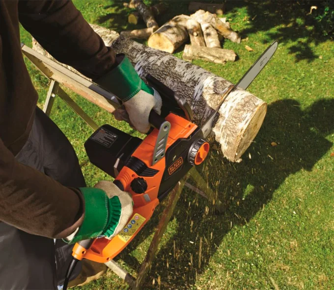 Цепная пила электрическая BLACK&DECKER CS2245-QS 2200вт 450мм-6