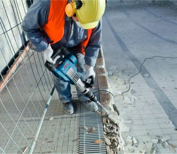 Отбойный молоток BOSCH GSH11VC 1700вт 23Дж-7