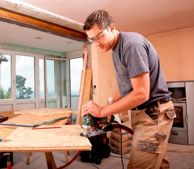 Fierăstrău pendular METABO STE 140 PLUS 750w-3