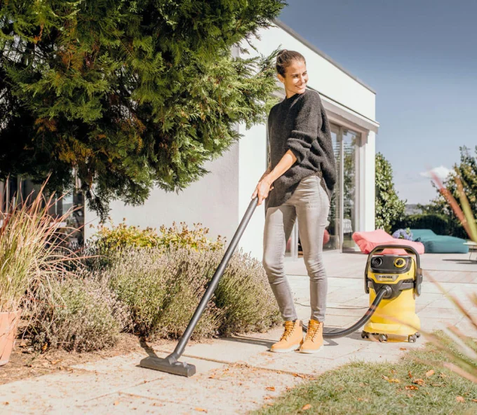 Пылесос промышленный KARCHER WD 5 V-25/6/22 1100вт  25л-10