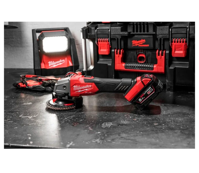 Угловая шлифмашина аккумуляторная MILWAUKEE M18FSAG125XB 125мм 18В 5Ач-6