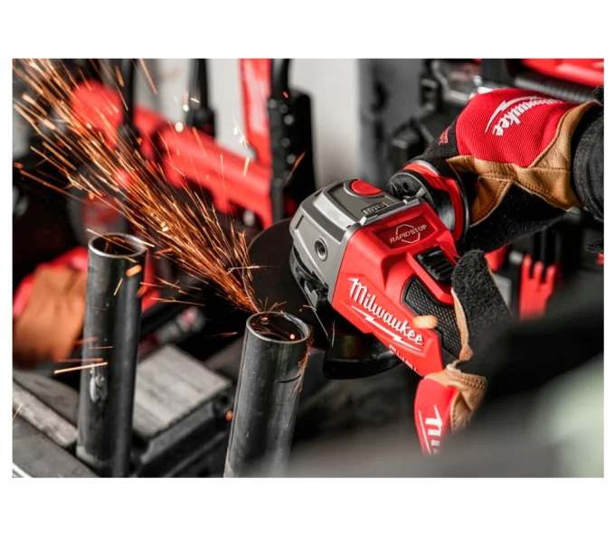 Угловая шлифмашина аккумуляторная MILWAUKEE M18FSAG125XB 125мм 18В 5Ач-3