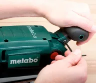 Mașină de șlefuit cu bandă METABO BAE 75 1010w 75 mm-12