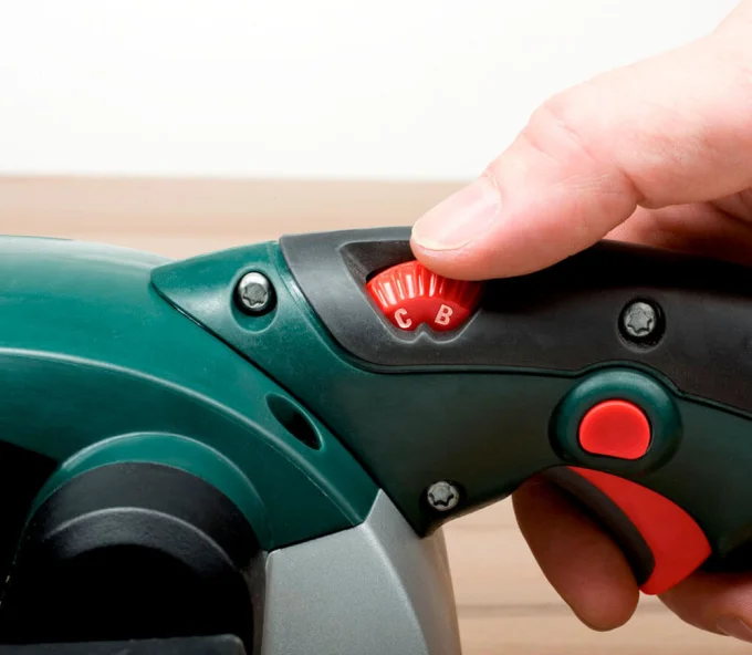 Mașină de șlefuit cu bandă METABO BAE 75 1010w 75 mm-18