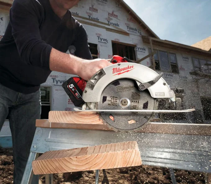 Дисковая пила аккумуляторная MILWAUKEE M18 BLCS66-502X 190мм 18В 5Ач-4