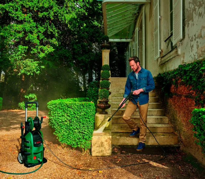 Мойка высокого давления BOSCH Advanced Aquatak 150 2200вт 150бар 510л/ч-9