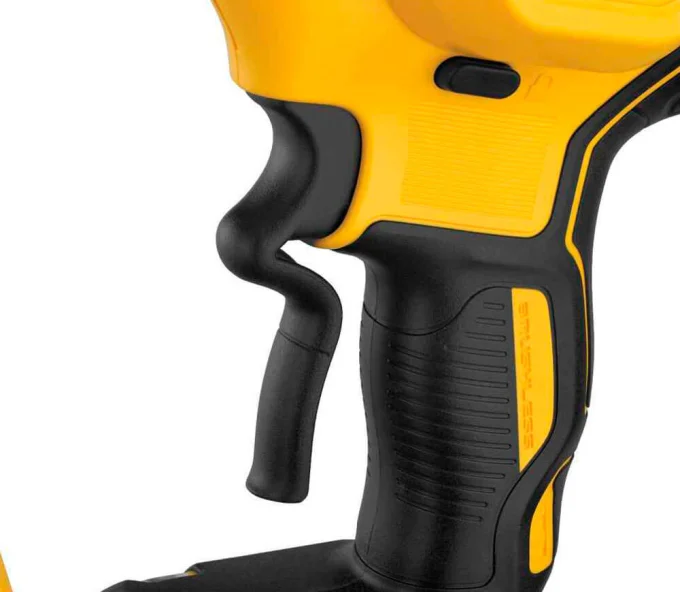 Pistol de bătut cuie cu acumulator (fără baterii) DEWALT DCN682N  18V-3