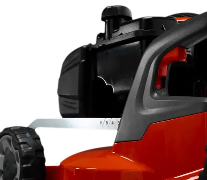 Газонокосилка бензиновая Husqvarna LC247 470мм 2.45лс-6