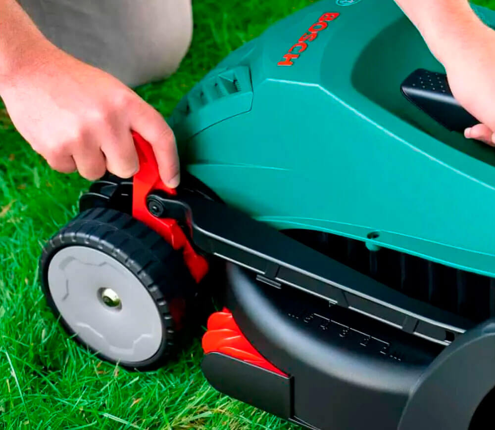 Mașină de tuns gazonul electrică BOSCH ARM3400 1300w 340mm photo 2