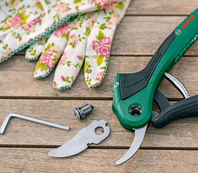 Ножницы аккумуляторные BOSCH EasyPrune (6008B2102) 3.6В 1.5Ач-10