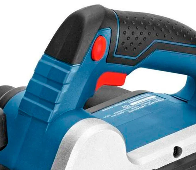 Рубанок BOSCH GHO 16-82 630вт 82мм-3