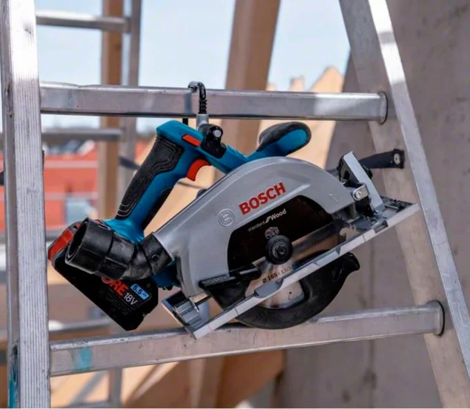 Fierăstrău circular cu acumulator (fără baterii) BOSCH GKS 185-LI 165mm 18V-5
