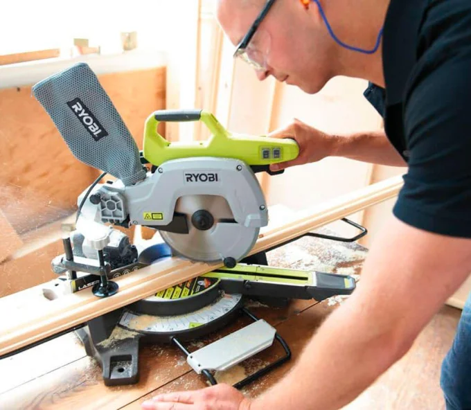 Торцовочная пила RYOBI EMS216L 1500вт 216мм-7