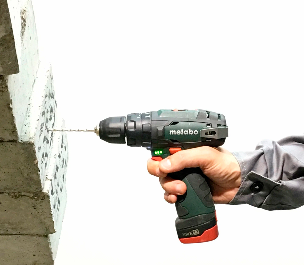 Шуруповерт аккумуляторный METABO PowerMaxx SВ (600385500) 12В 2Ач photo 1
