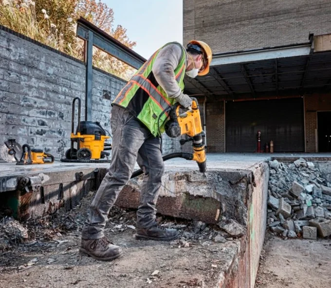 Ciocan demolator DEWALT D25832K 1350w 10,5J-4