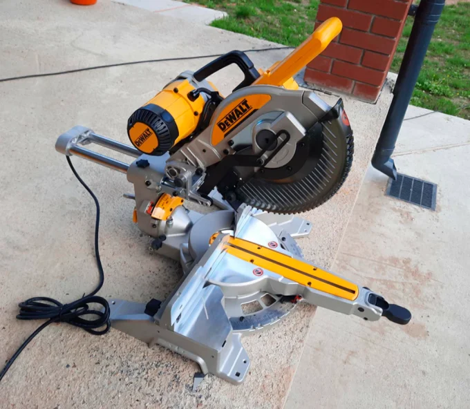 Fierăstrău  circular staționar DEWALT DWS727 1675w 250mm-8