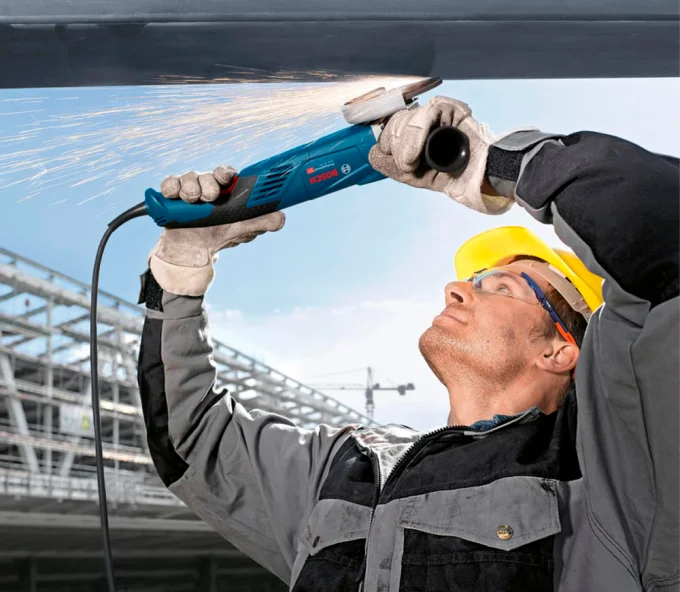 Угловая шлифмашина BOSCH GWS 18-150 L 1800вт 150мм-6