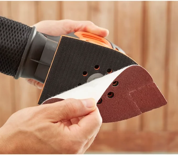 Шлифмашина эксцентриковая BLACK&DECKER BEW200 250вт 125мм-3