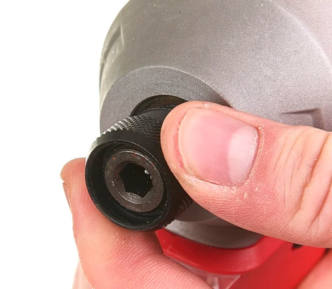 Mașină de înșurubat cu acumulator (fără baterii) MILWAUKEE M18 CBLID-0 18V-3