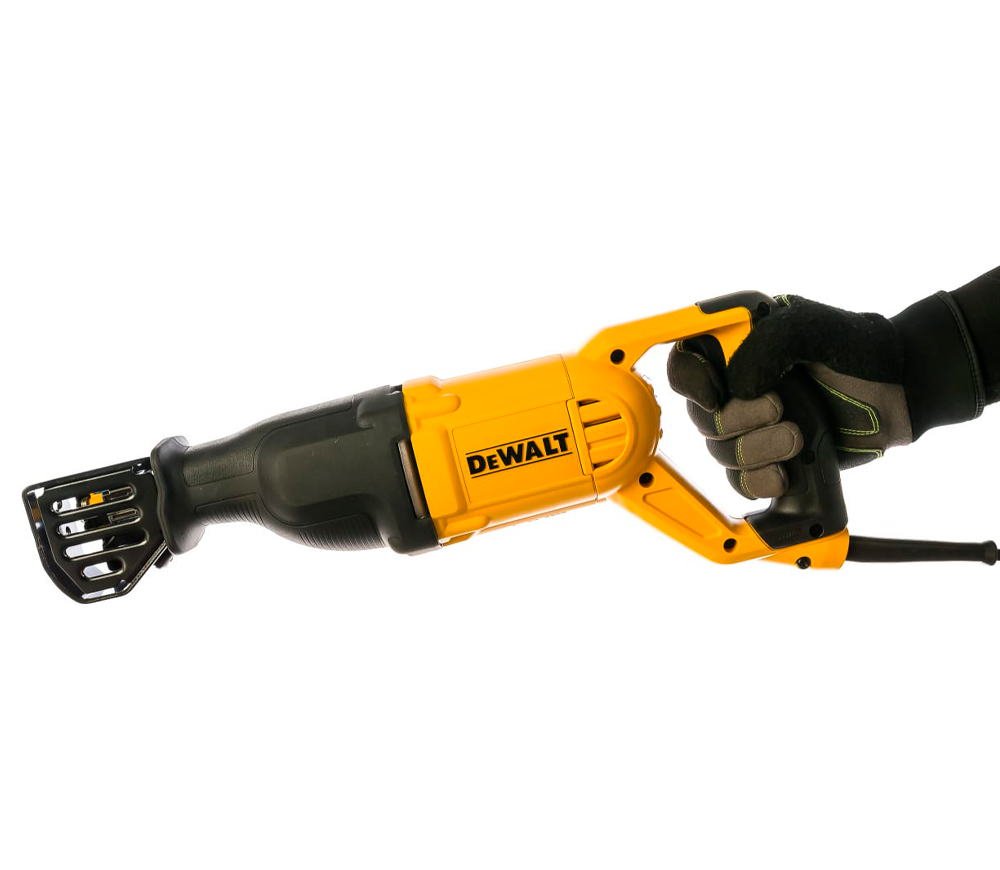 Сабельная пила DEWALT DWE305PK-QS 1100вт photo 1