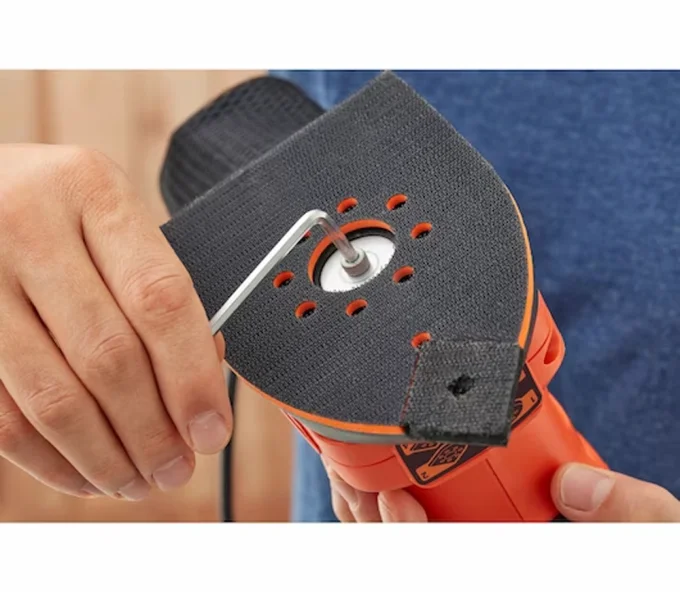 Шлифмашина эксцентриковая BLACK&DECKER BEW200 250вт 125мм-4