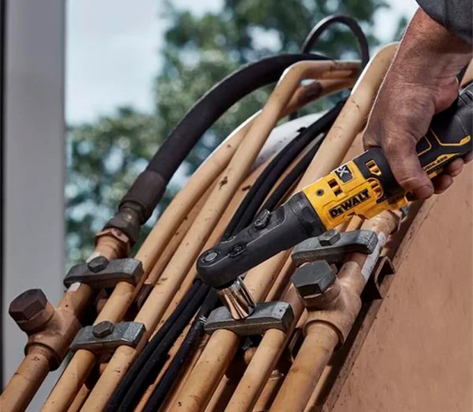 Clichet cu acumulator DEWALT DCF510N  75Nm-4
