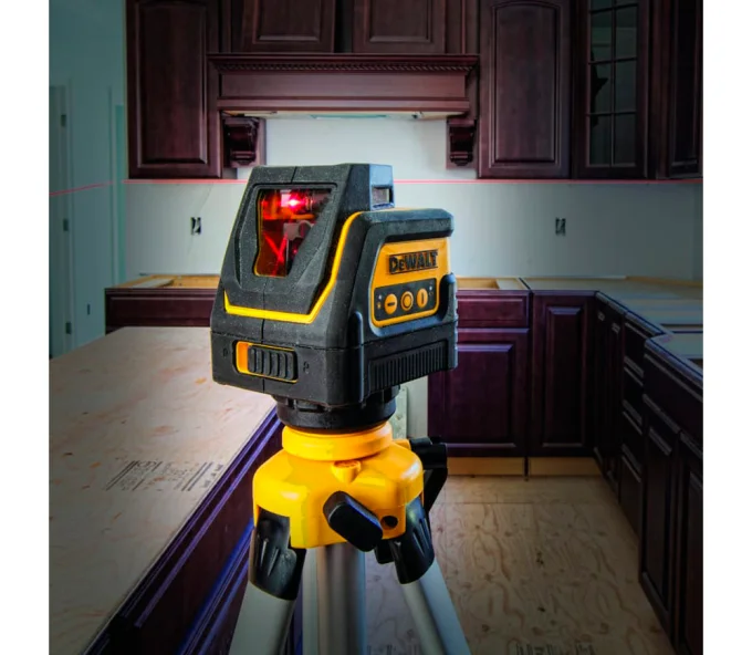 Nivelă cu laser DEWALT  DW0811 2fascicole 15m-2