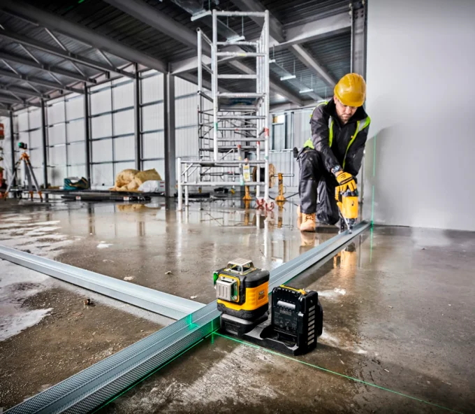 Nivelă cu laser DEWALT  DCE089NG18-XJ 3fascicole 35m-7