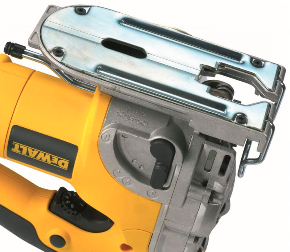Лобзик DEWALT DWE331KT 700вт photo 4