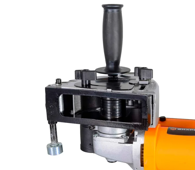 Mașină de tăiat canale VIHRI ШТ-30 1600w-6
