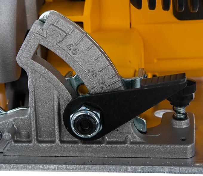 Дисковая пила DEWALT DWE575K 1600вт 190мм-4