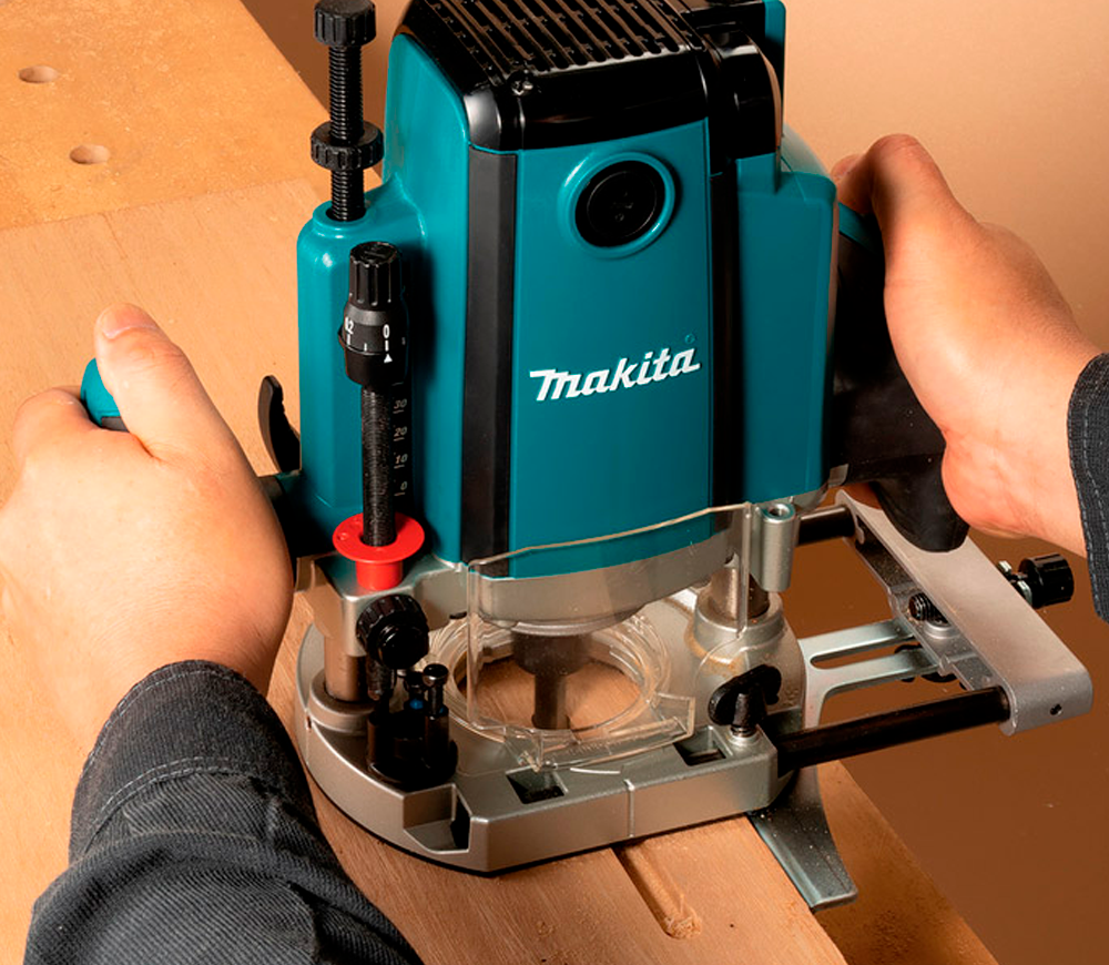 Фрезер MAKITA RP1803FX07 1650вт photo 1