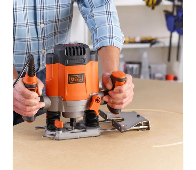 Фрезер BLACK&DECKER KW1200EKA 1200вт-4