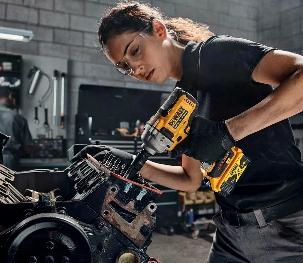 Mașină de înșurubat fără fir cu impact (fără bat) DEWALT DCF892NT-XJ  1084Nm photo 4