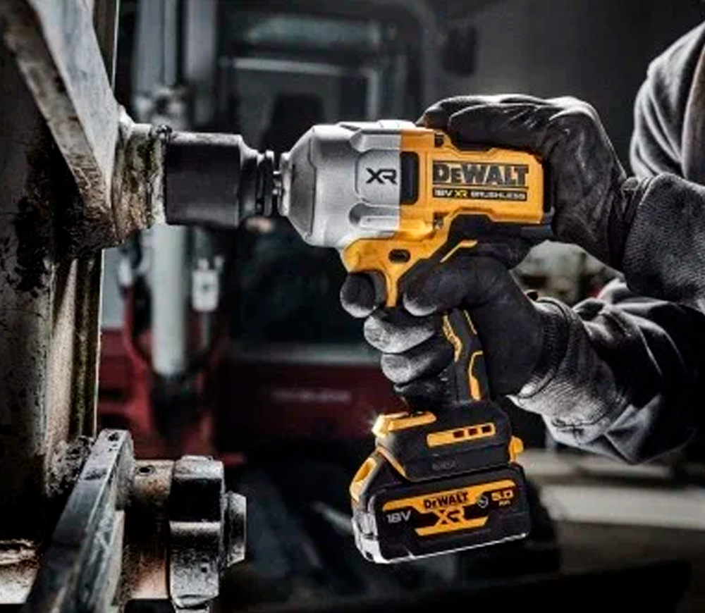 Гайковерт аккумуляторный DEWALT DCF961H2T-QW  2372Нм photo 5