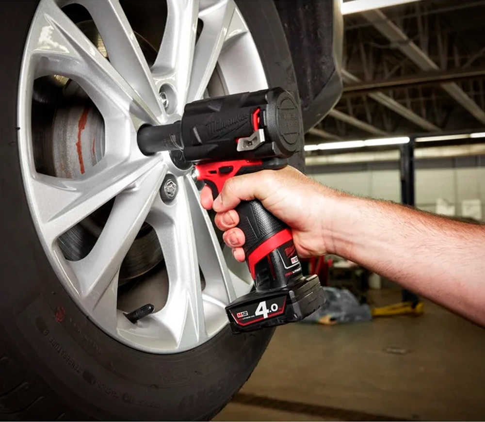 Mașină de înșurubat fără fir cu impact MILWAUKEE M12 FIWF12-422X 339Nm photo 3