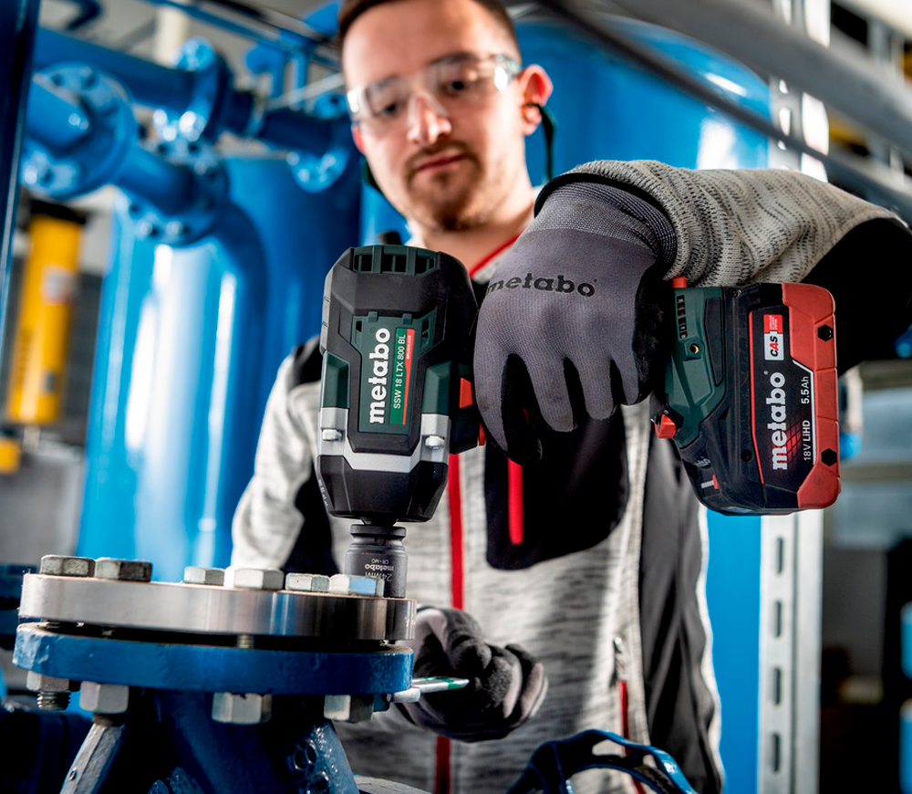 Гайковерт аккумуляторный (без АКБ) METABO SSW 18 LTX 800 BL 1200Нм photo 0