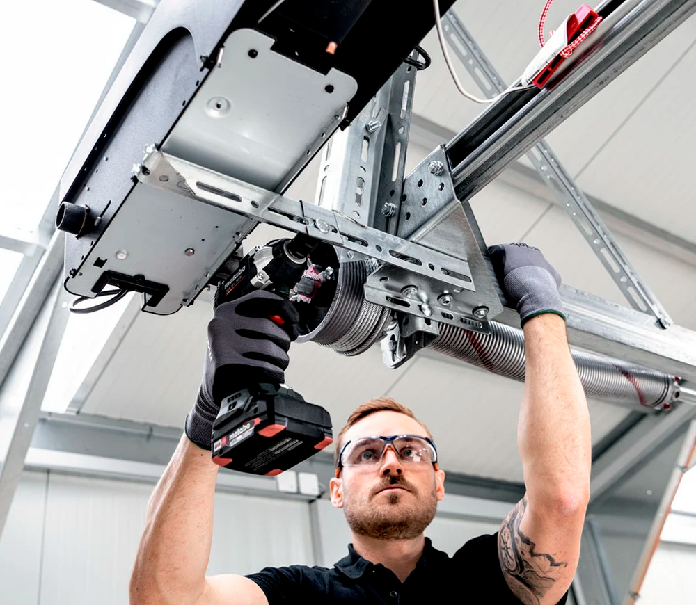 Гайковерт аккумуляторный (без АКБ) METABO METABO SSW 18 LT 300 BL 300Нм photo 4