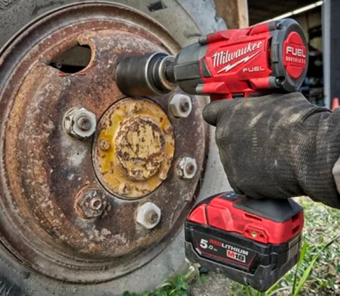 Гайковерт аккумуляторный (без АКБ) MILWAUKEE M18 FMTIW2F12-0X 881Нм-4