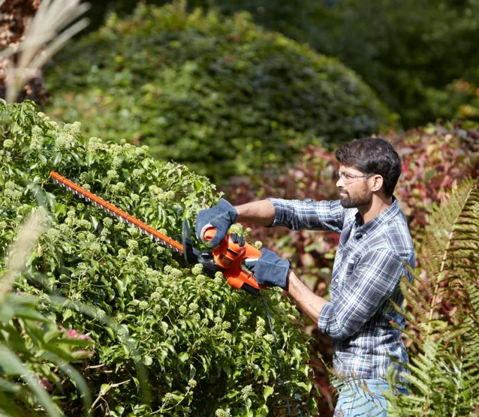 Trimmer gard viu electric BLACK&DECKER BEHT201 420w 450mm-4