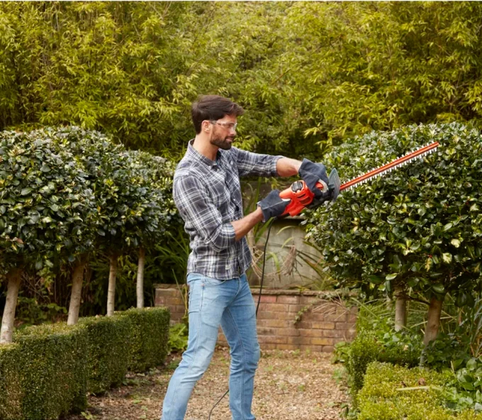 Trimmer gard viu electric BLACK&DECKER BEHT201 420w 450mm-5