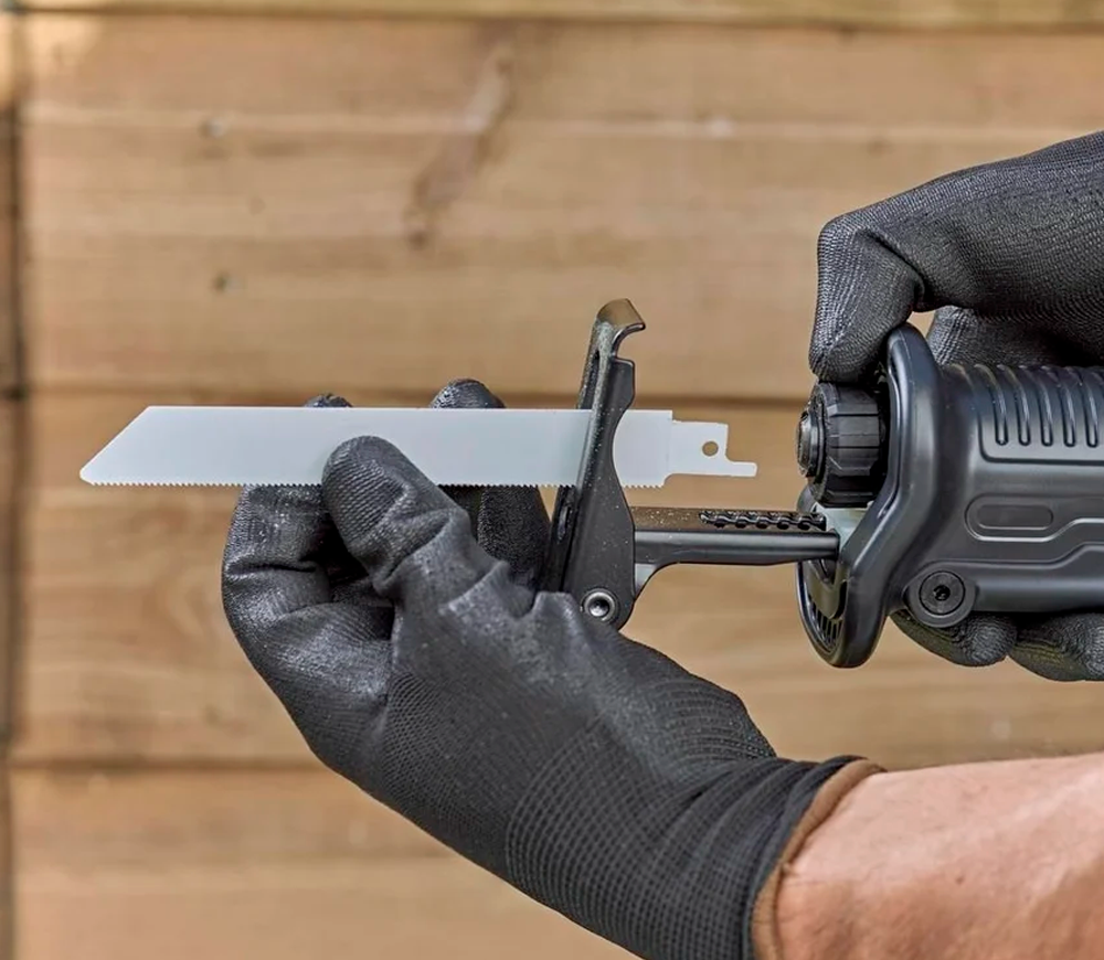 Сабельная пила BLACK&DECKER BES301K 750вт photo 6