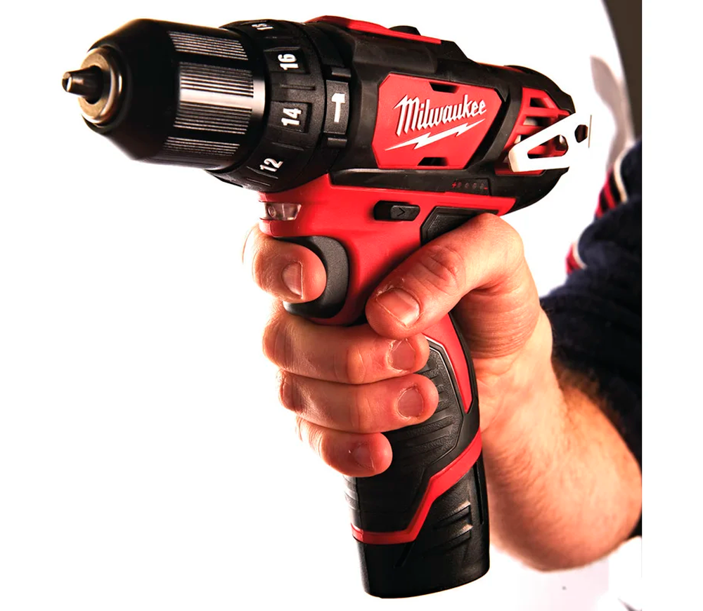 Mașină de înșurubat cu acumulator (fără bat.) MILWAUKEE M12 BPD-0 12V photo 0