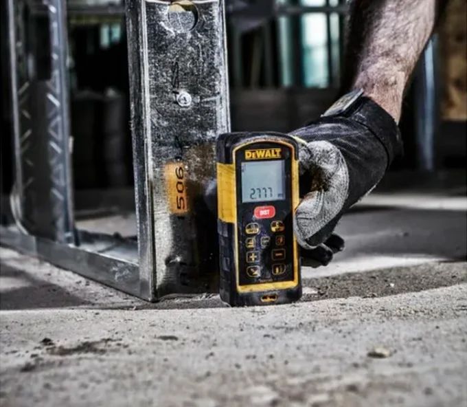 Дальномер DEWALT DW03101 100m IP65-5