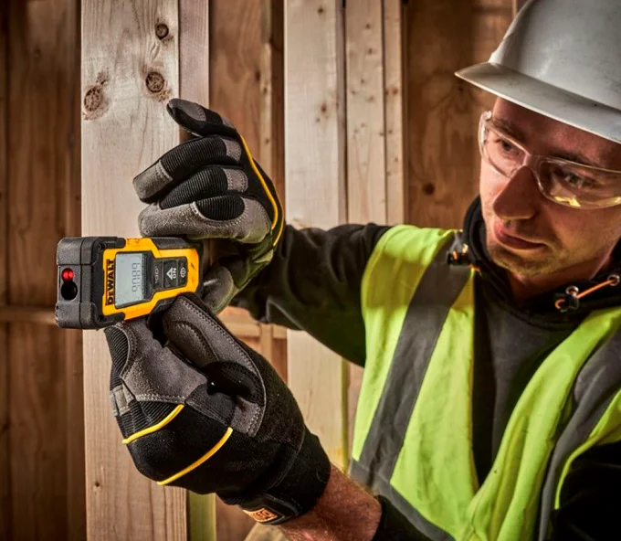 Telemetru DEWALT 31220 30m IP42-7