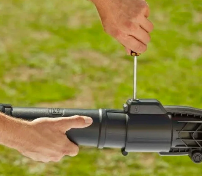 Воздуходувка электрическая BLACK&DECKER BEBLV260 2600вт 11700л/мин-6