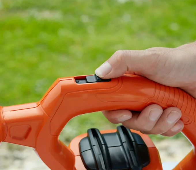 Воздуходувка электрическая BLACK&DECKER BEBLV260 2600вт 11700л/мин-7