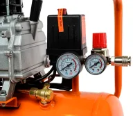 Compresor VIHRI KMП-230/24 230l/min 24L-4